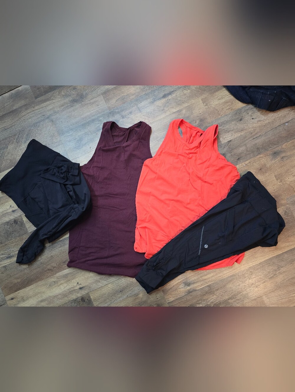 LULULEMON BUNDLE Women’s Tank TopS And CAPRIS 2 Complete Outfits